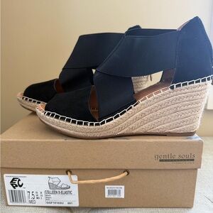 Gentle Souls by Kenneth Cole Black Elastic Crossover Espadrille Wedges LIKE NEW